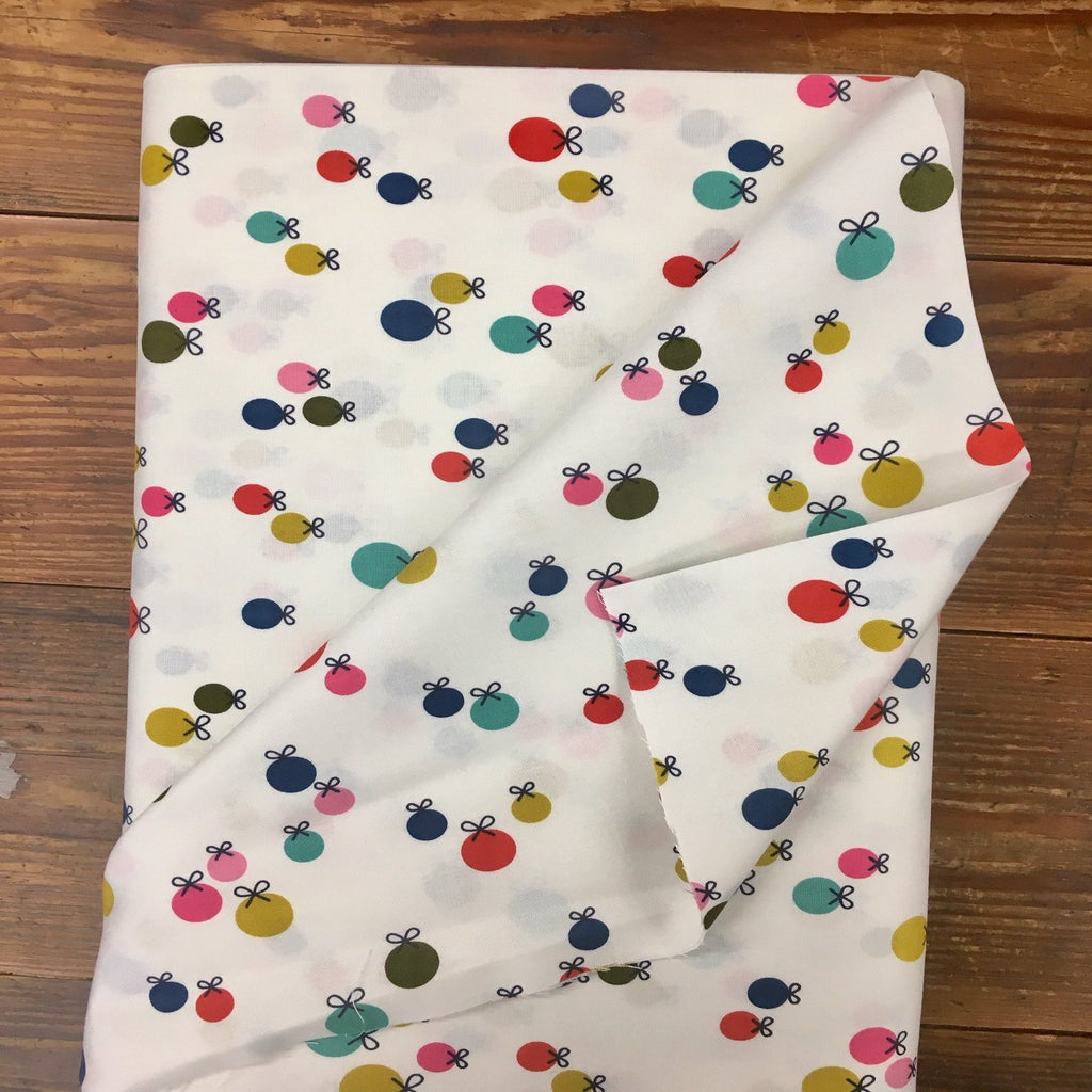 Merry & Bright - Baubles - Dashwood