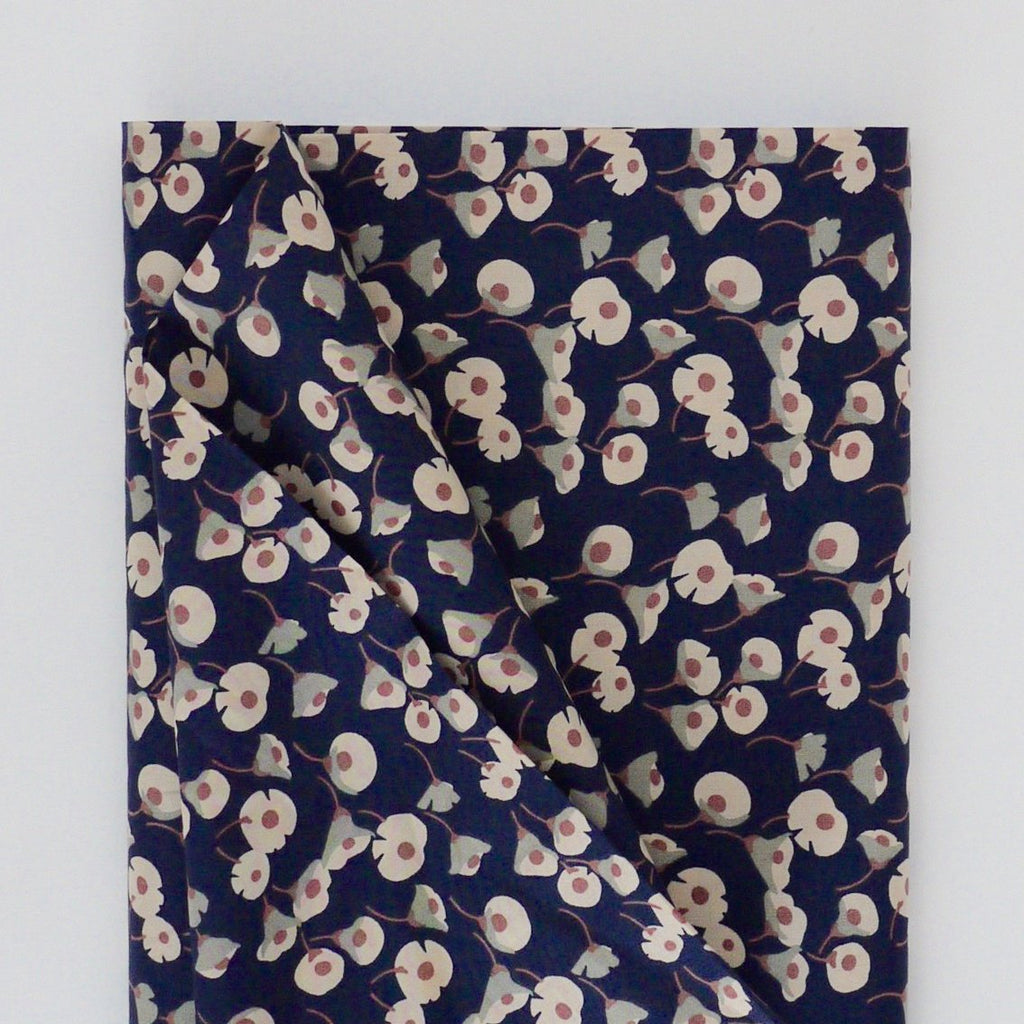 Lawn - Trumpets Blue